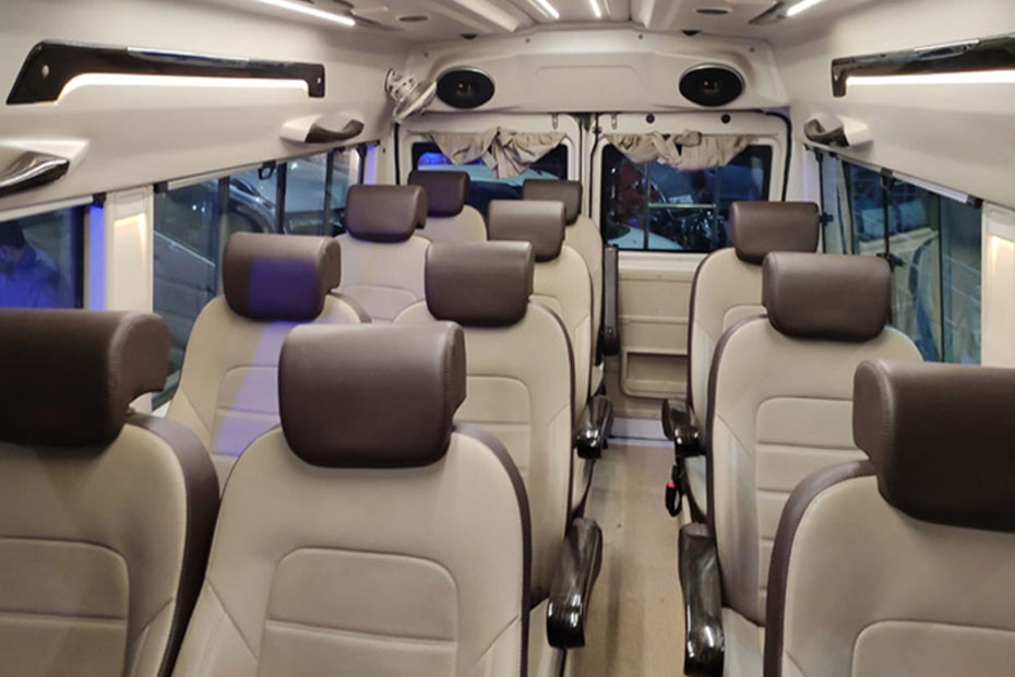 tempo traveller1